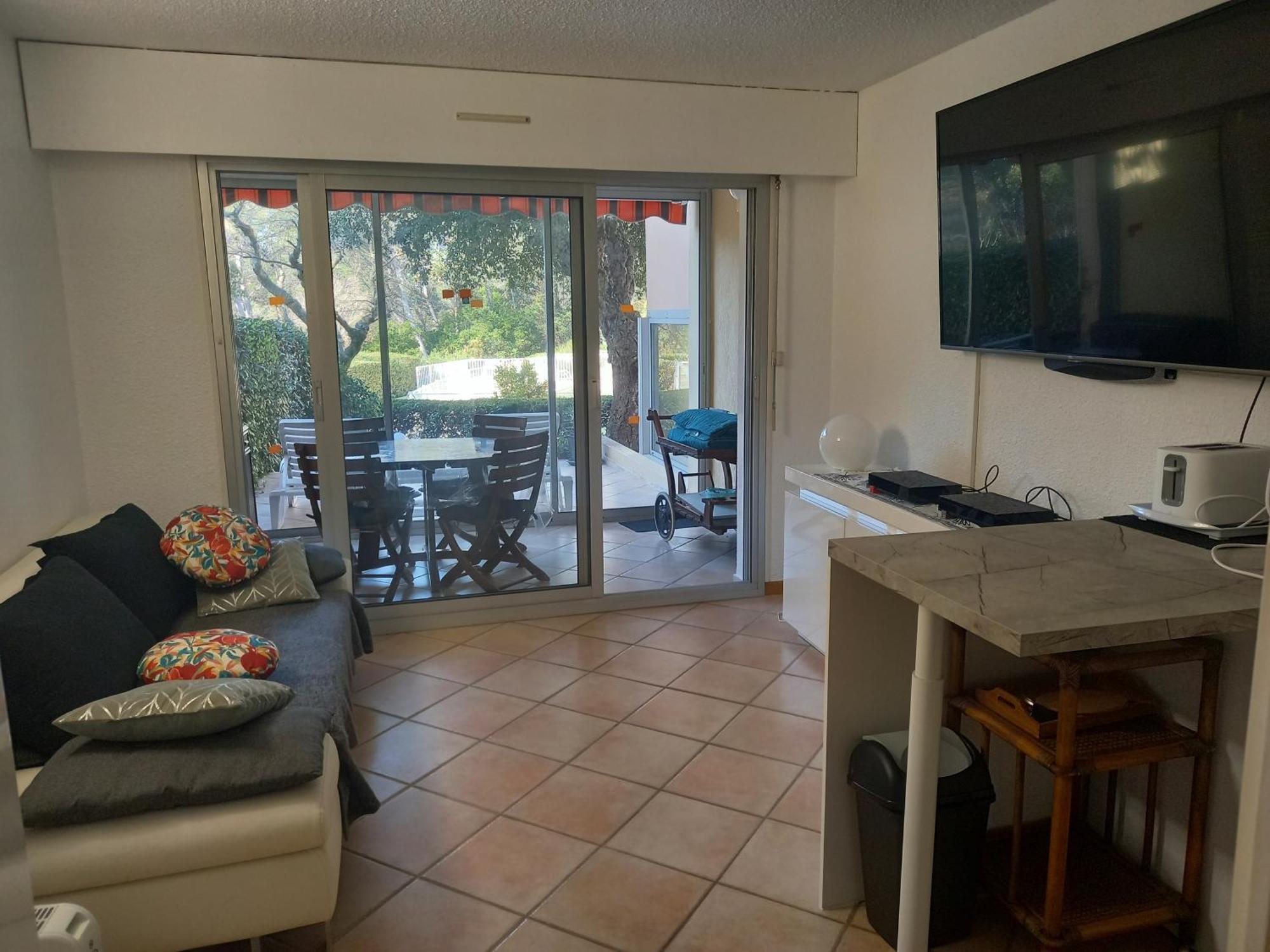Les Hauts Du Golf Rez De Jardin Piscine Tennis Saint-Raphaël 외부 사진